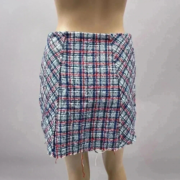 NEW Plaid Tweed Skirt Size M Urban Outfitters Mini Wrap Y2K Academia School Girl - Picture 2 of 10